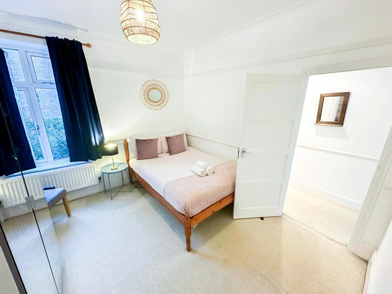 Lovely 3 Bedroom Maisonette With Private Roof Terrace In Hammersmith London Exterior foto