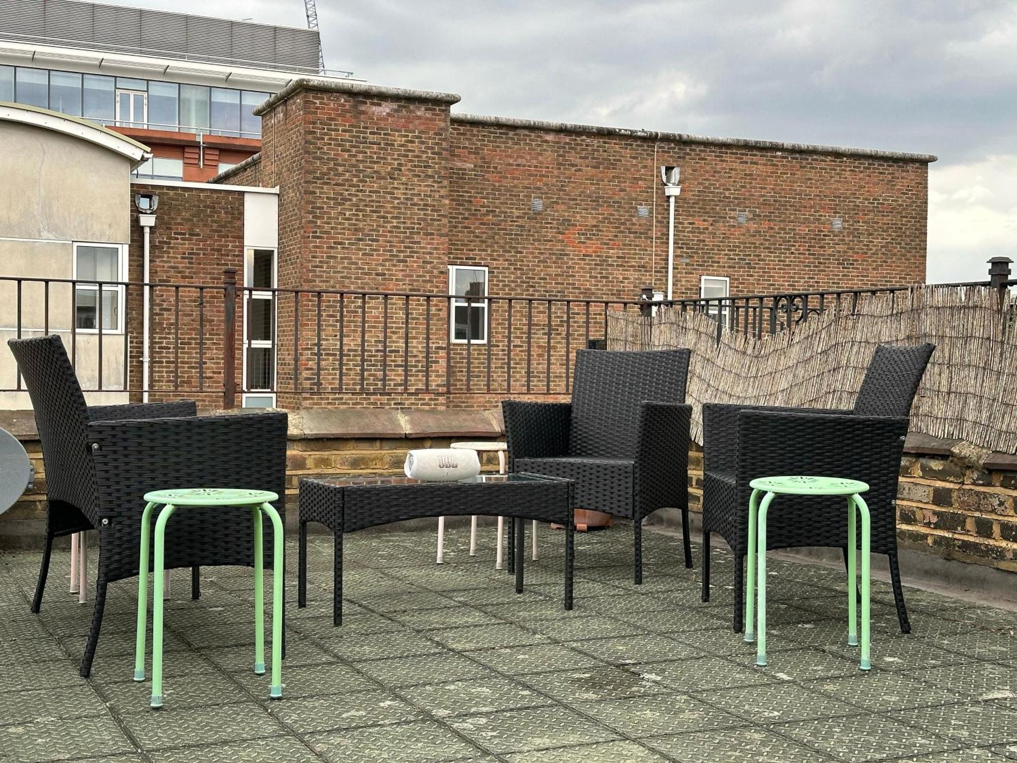 Lovely 3 Bedroom Maisonette With Private Roof Terrace In Hammersmith London Exterior foto